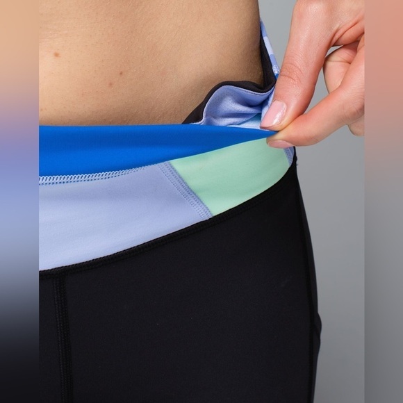 Lululemon Speed Tight *Interlock *detailed* - Picture 5 of 13